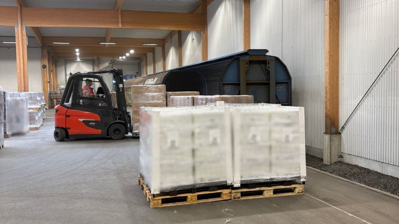 FMCG transport loading